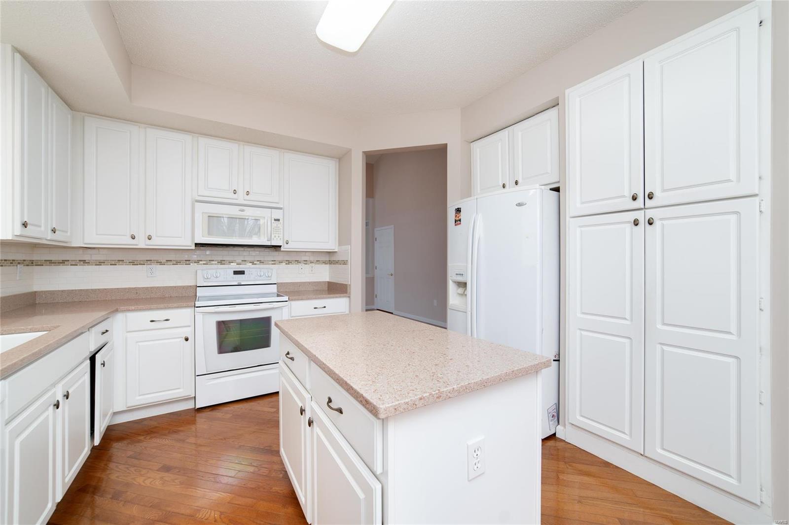 664 Falconcrest Drive