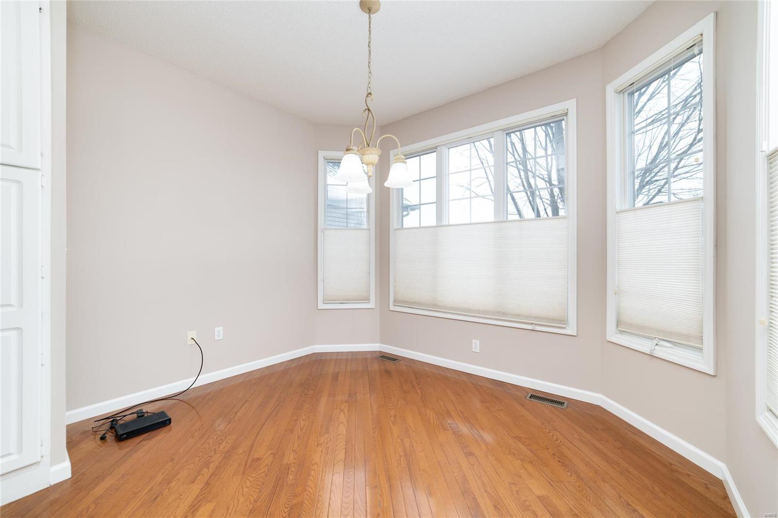 664 Falconcrest Drive