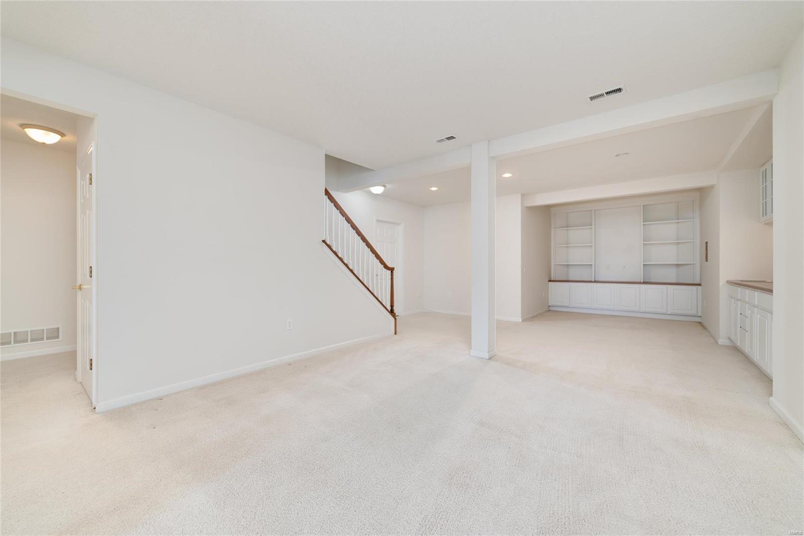 664 Falconcrest Drive