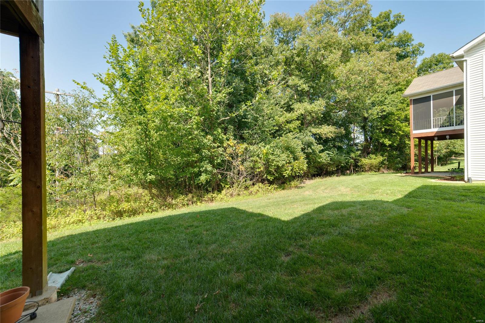 664 Falconcrest Drive