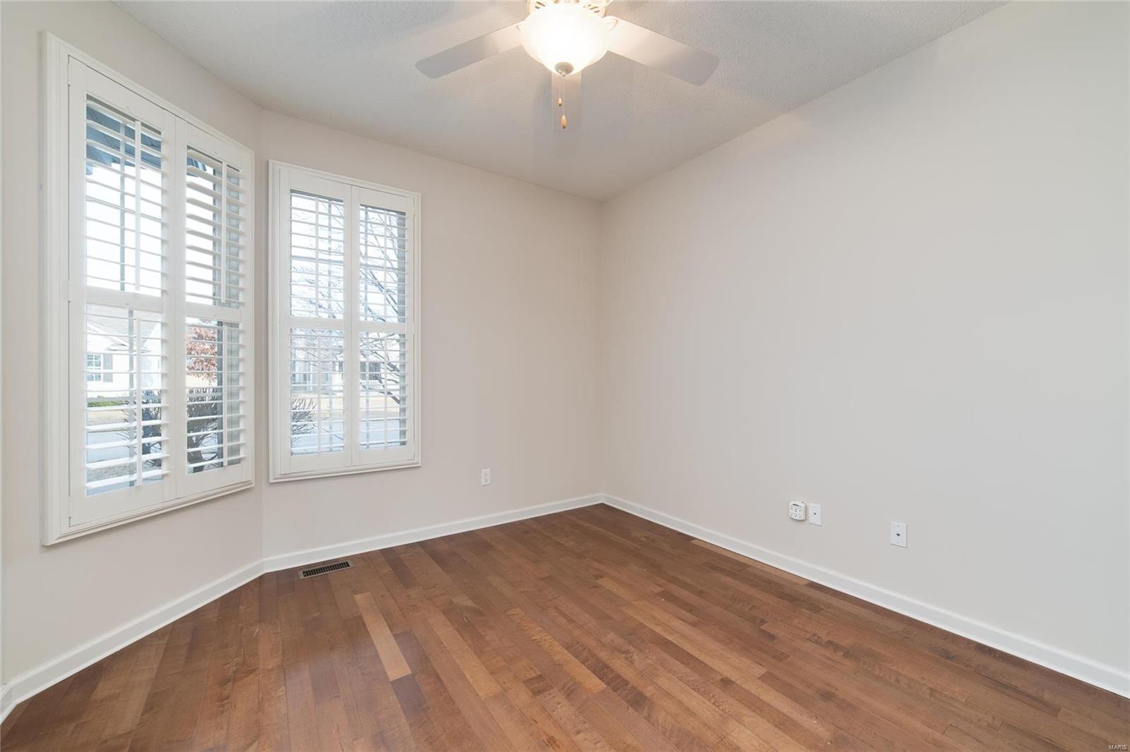 662 Falconcrest Drive