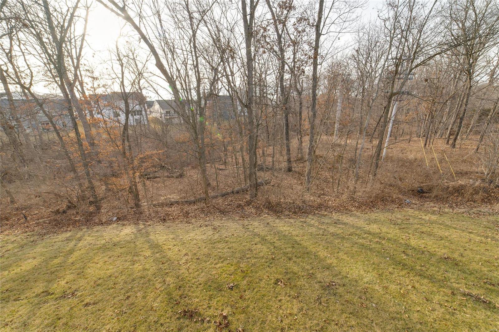 662 Falconcrest Drive