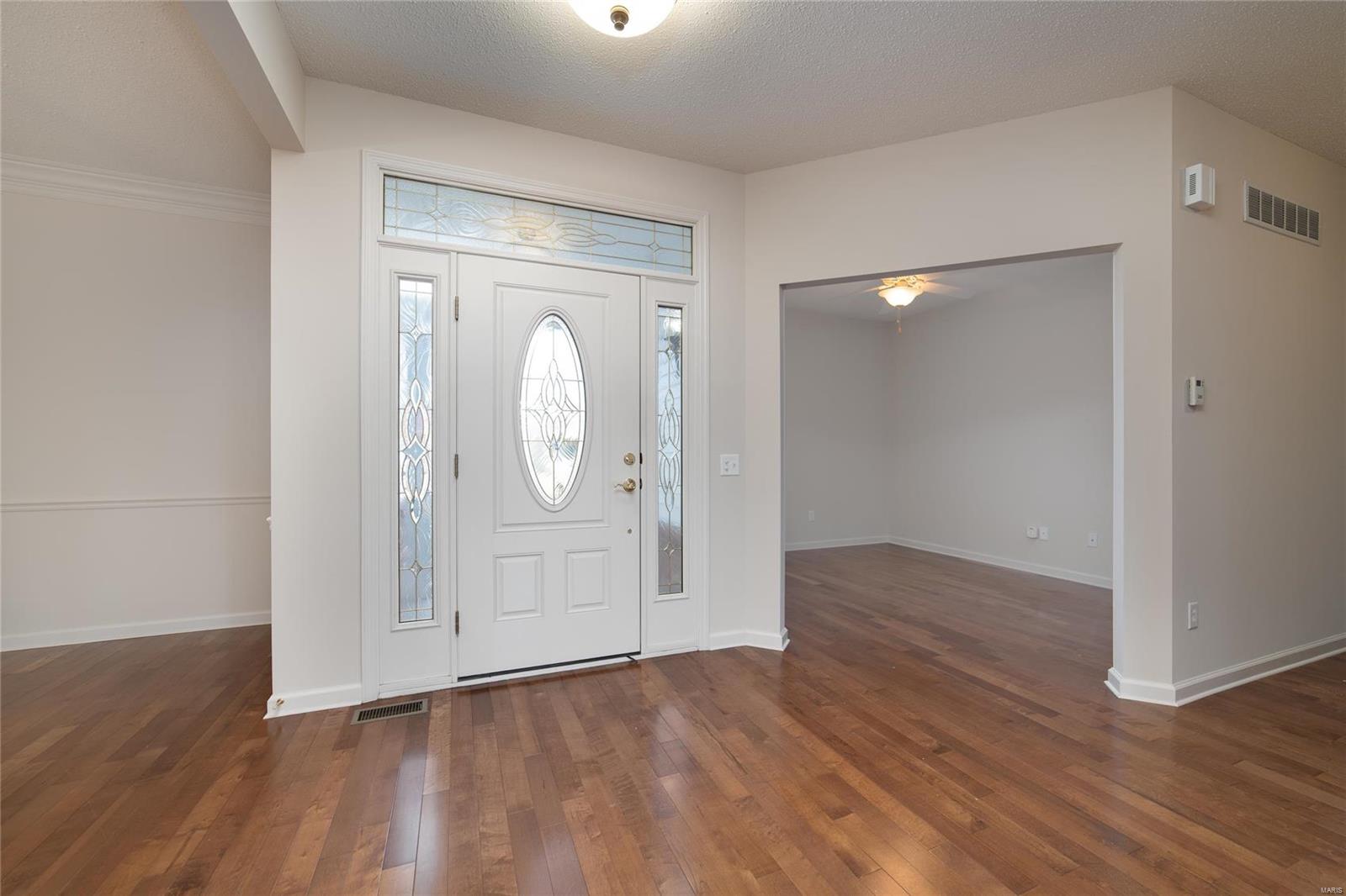 662 Falconcrest Drive