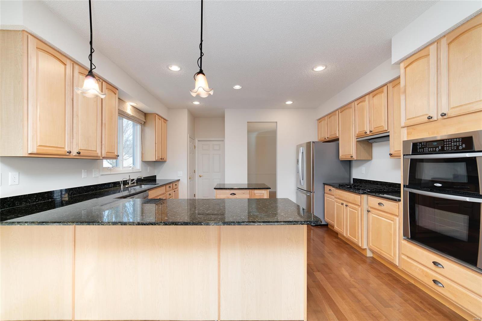 662 Falconcrest Drive