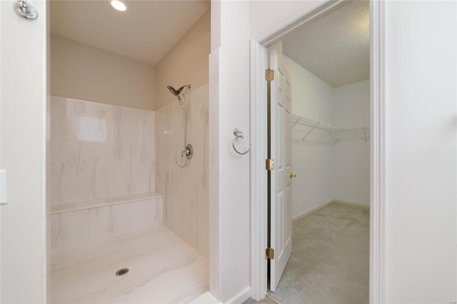 662 Falconcrest Drive