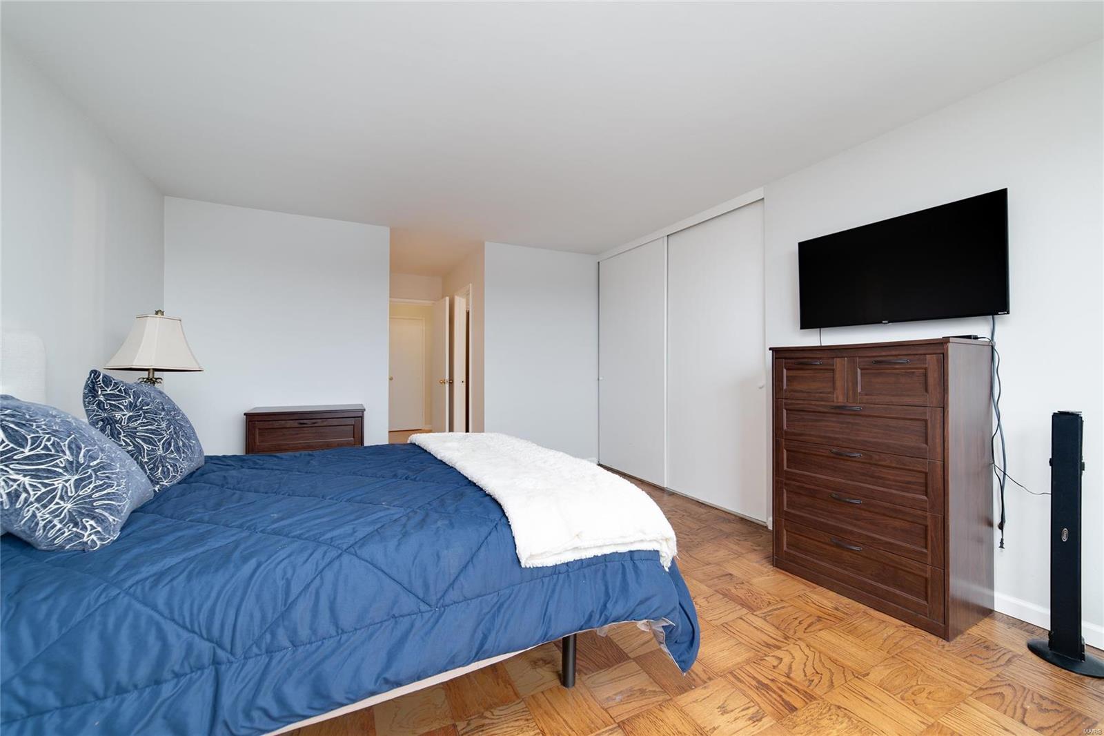 4466 W Pine Boulevard Unit: 13F