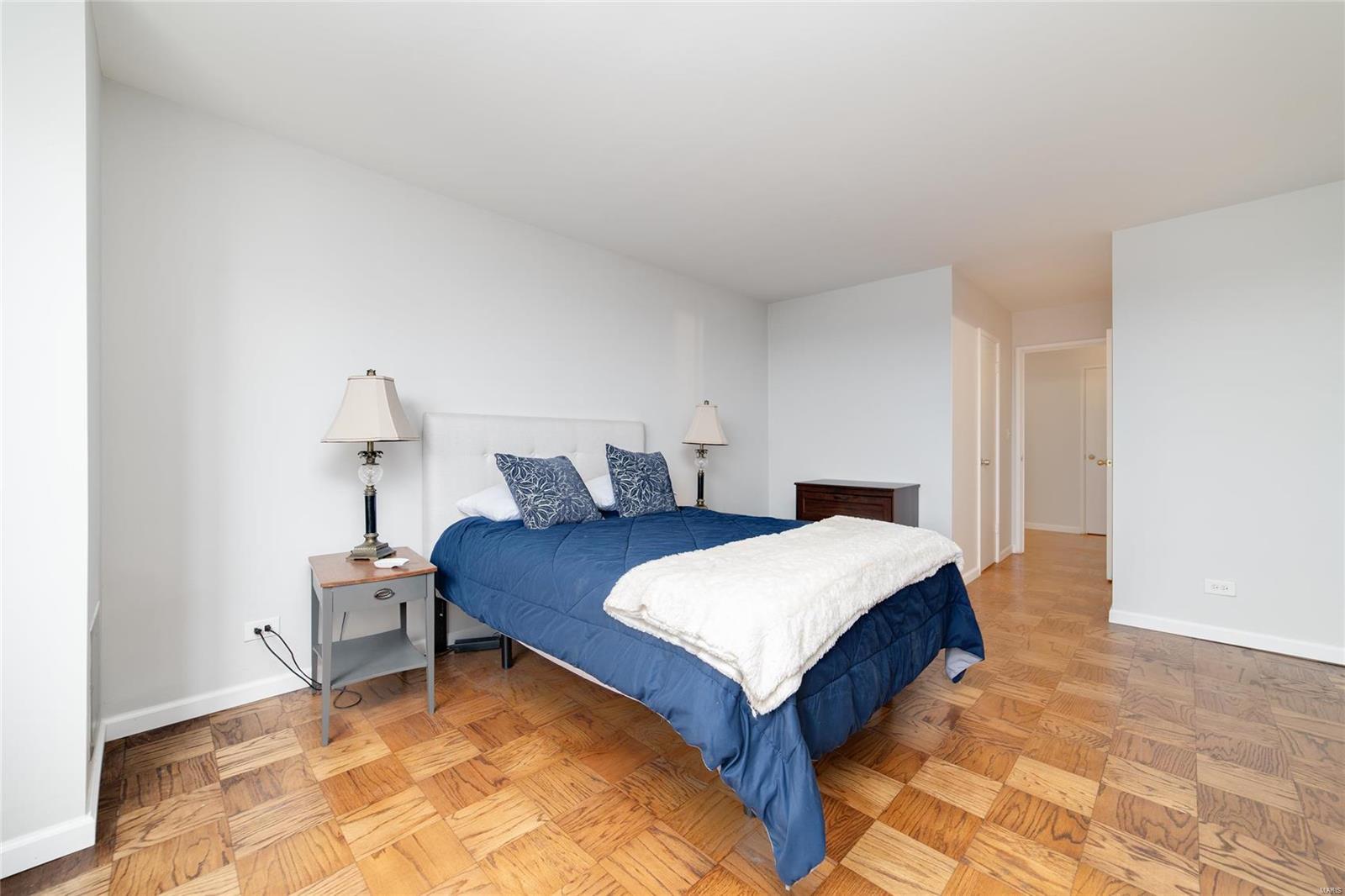 4466 W Pine Boulevard Unit: 13F