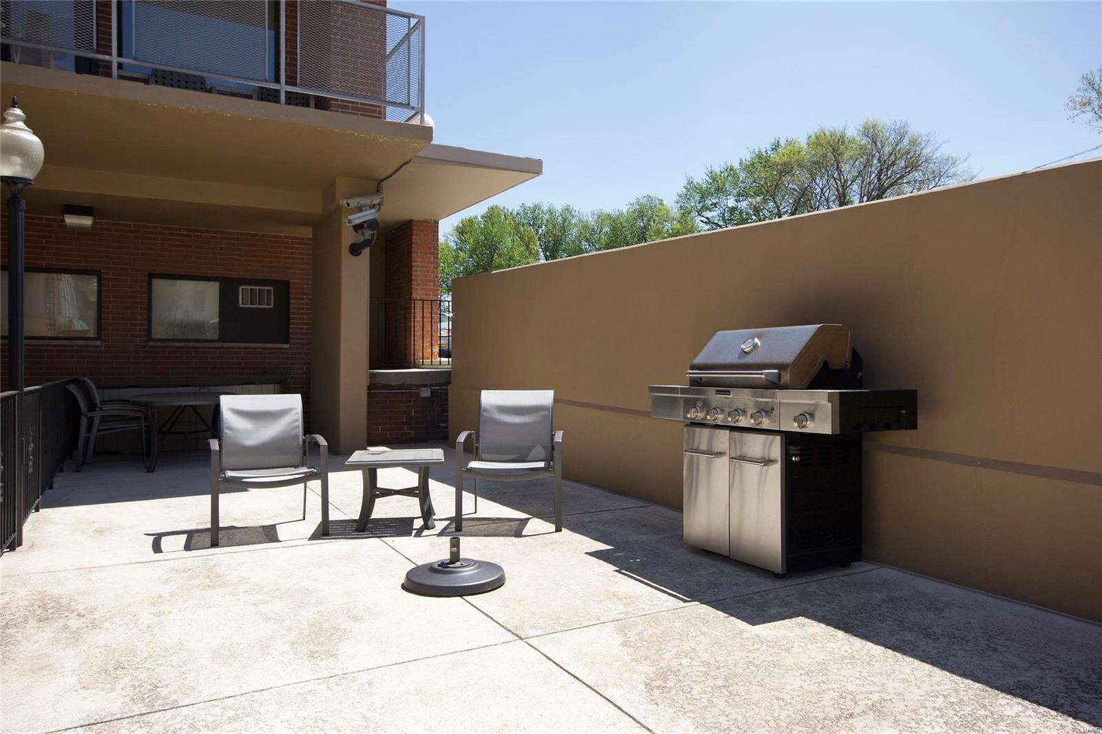 4466 W Pine Boulevard Unit: 13F