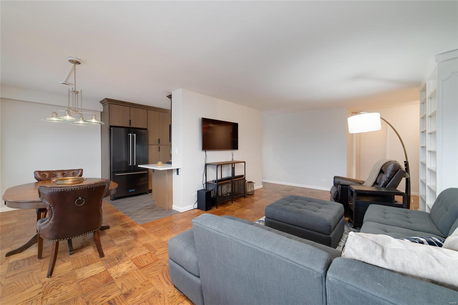 4466 W Pine Boulevard Unit: 13F