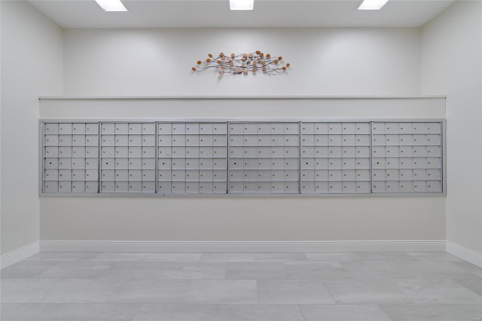 4466 W Pine Boulevard Unit: 13F