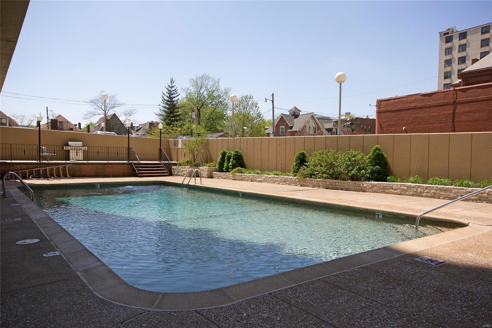 4466 W Pine Boulevard Unit: 13F