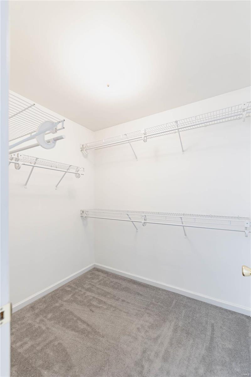 8 Locust Hills Court