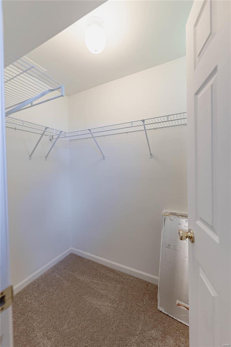 8 Locust Hills Court