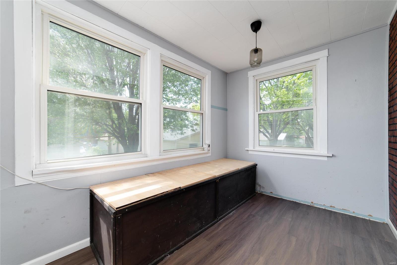 5412 Eichelberger Street