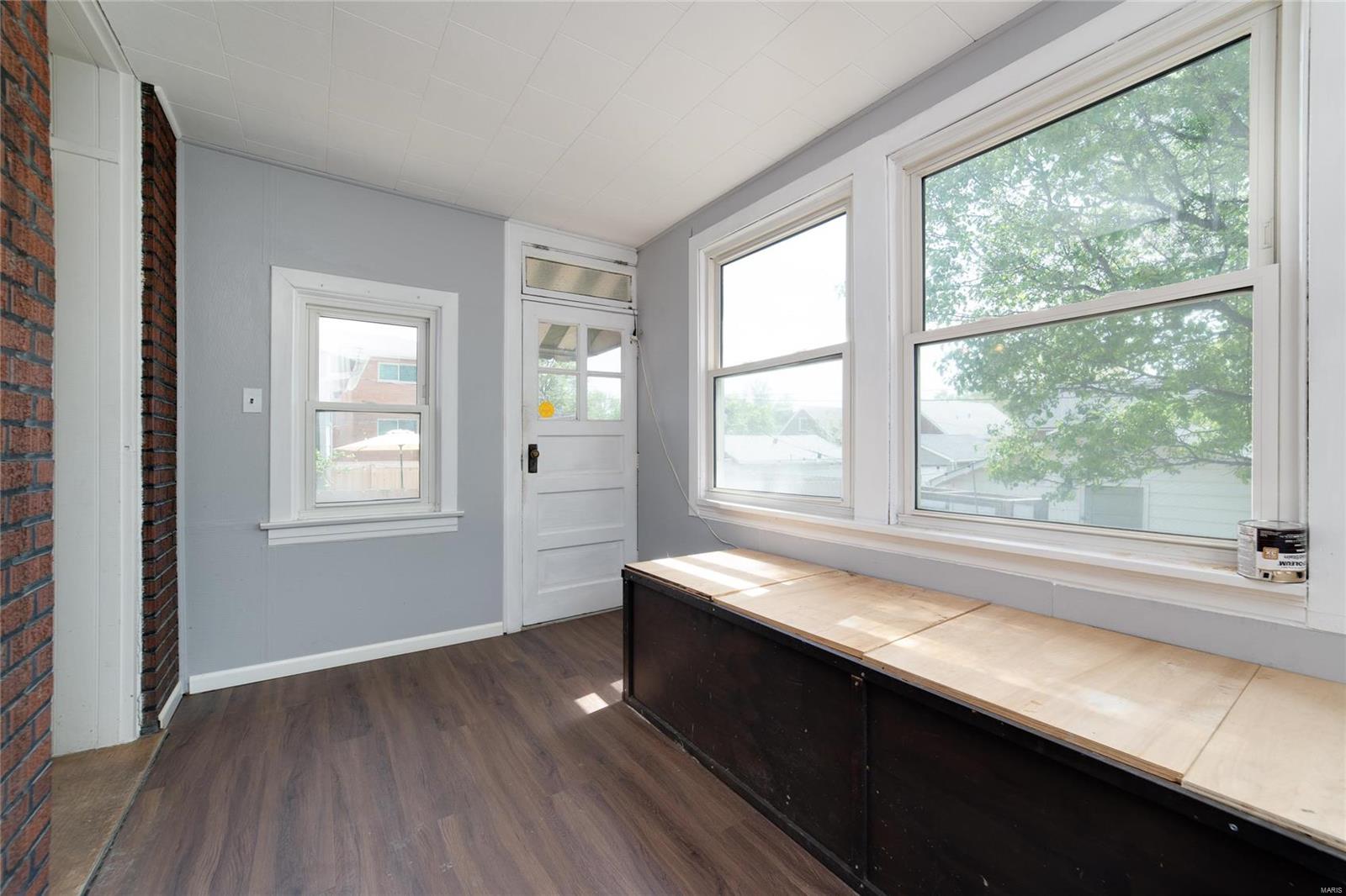 5412 Eichelberger Street