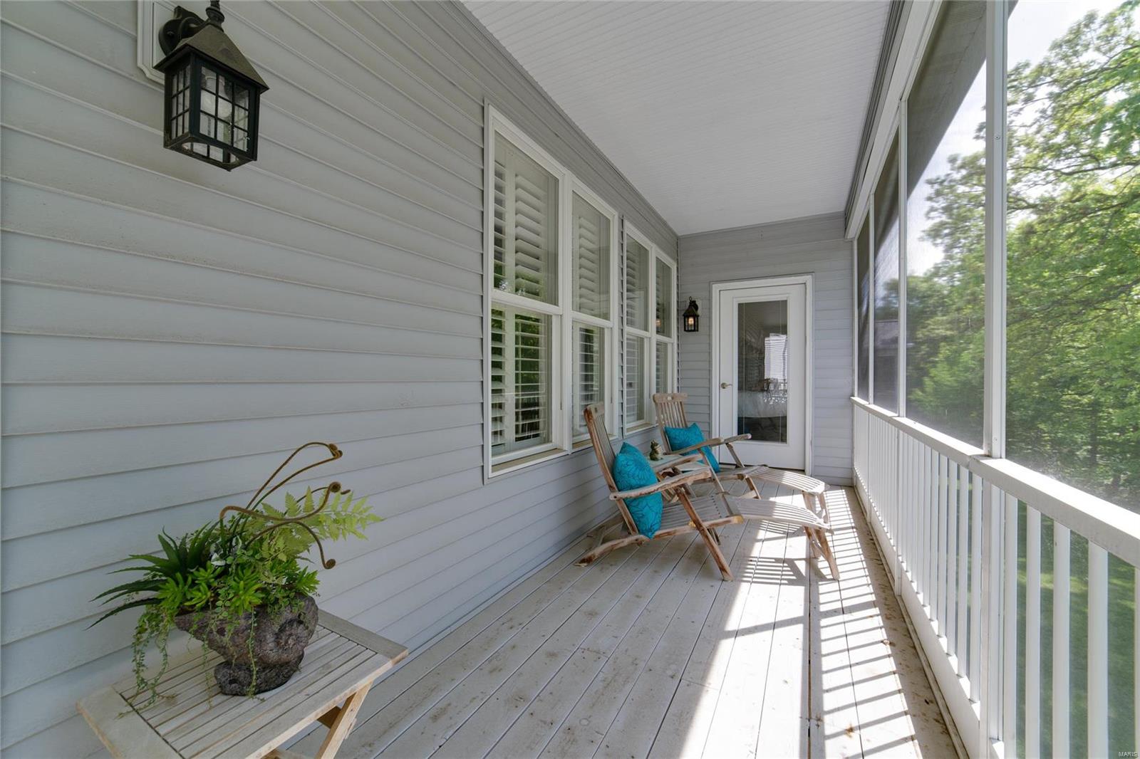 674 Falconcrest Drive