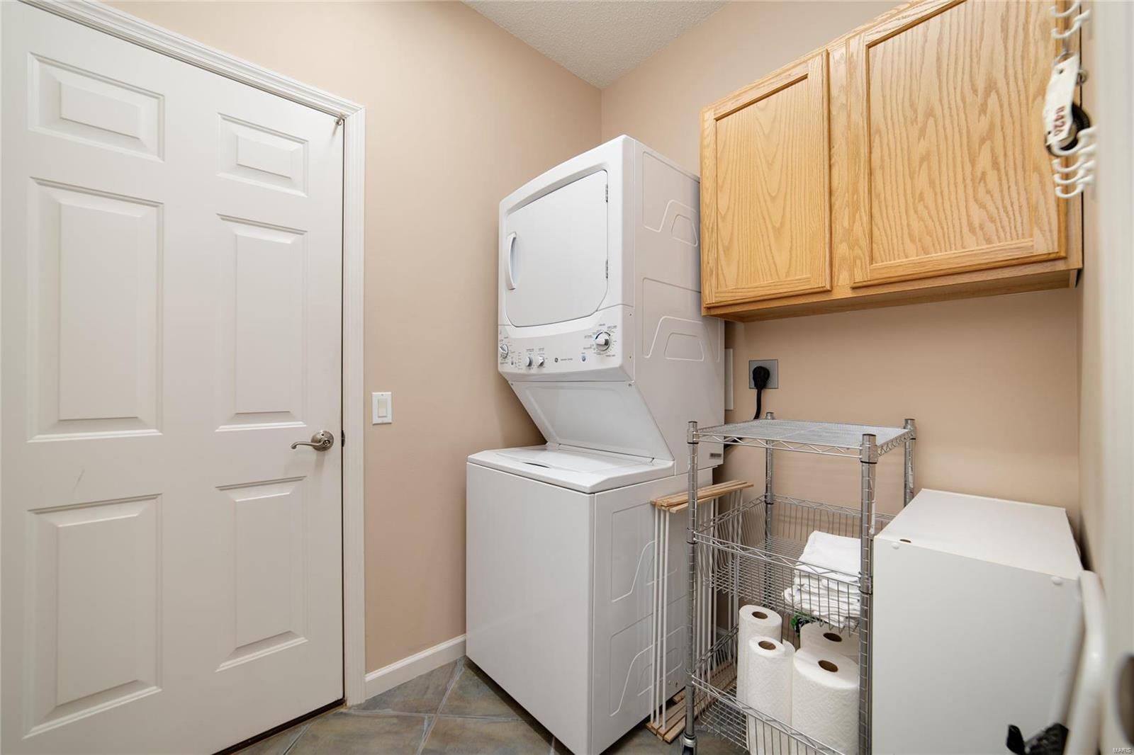 674 Falconcrest Drive