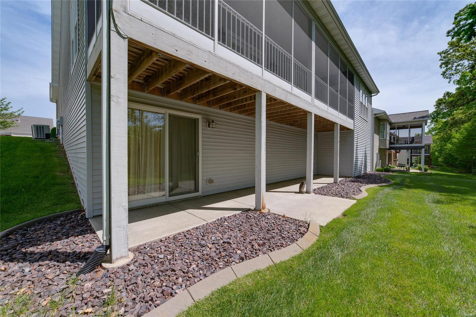 674 Falconcrest Drive