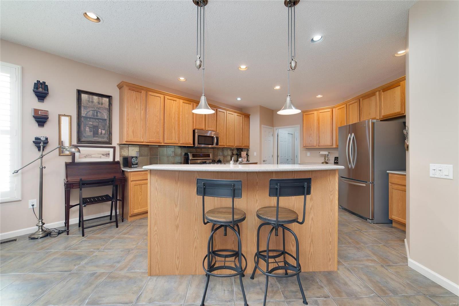 674 Falconcrest Drive