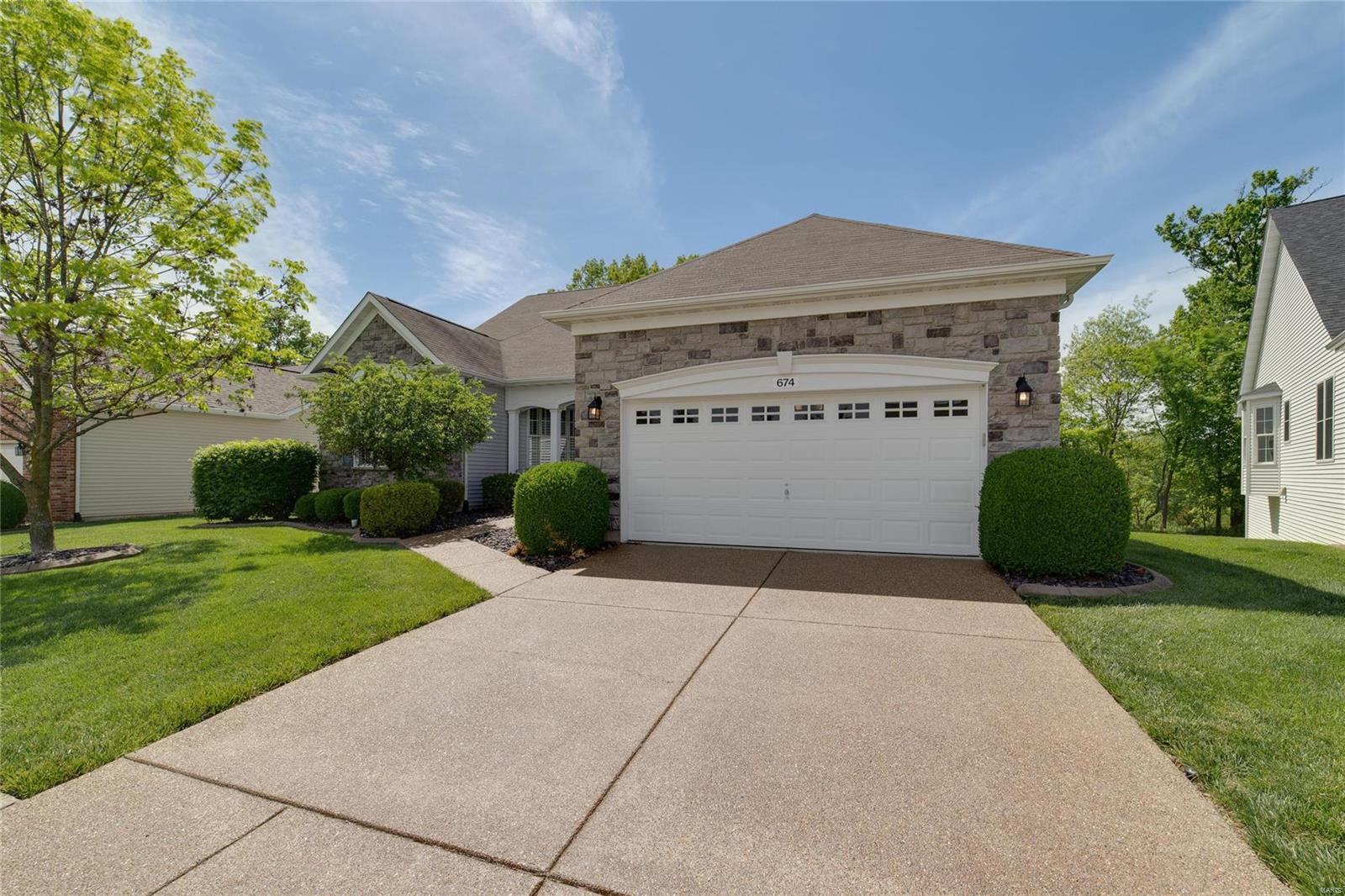 674 Falconcrest Drive