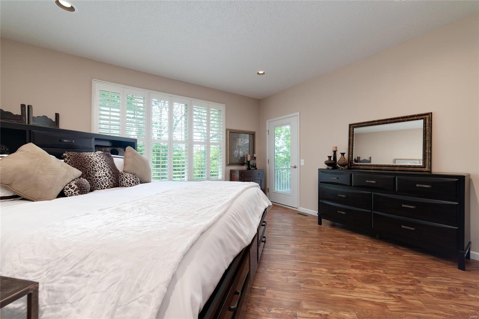 674 Falconcrest Drive