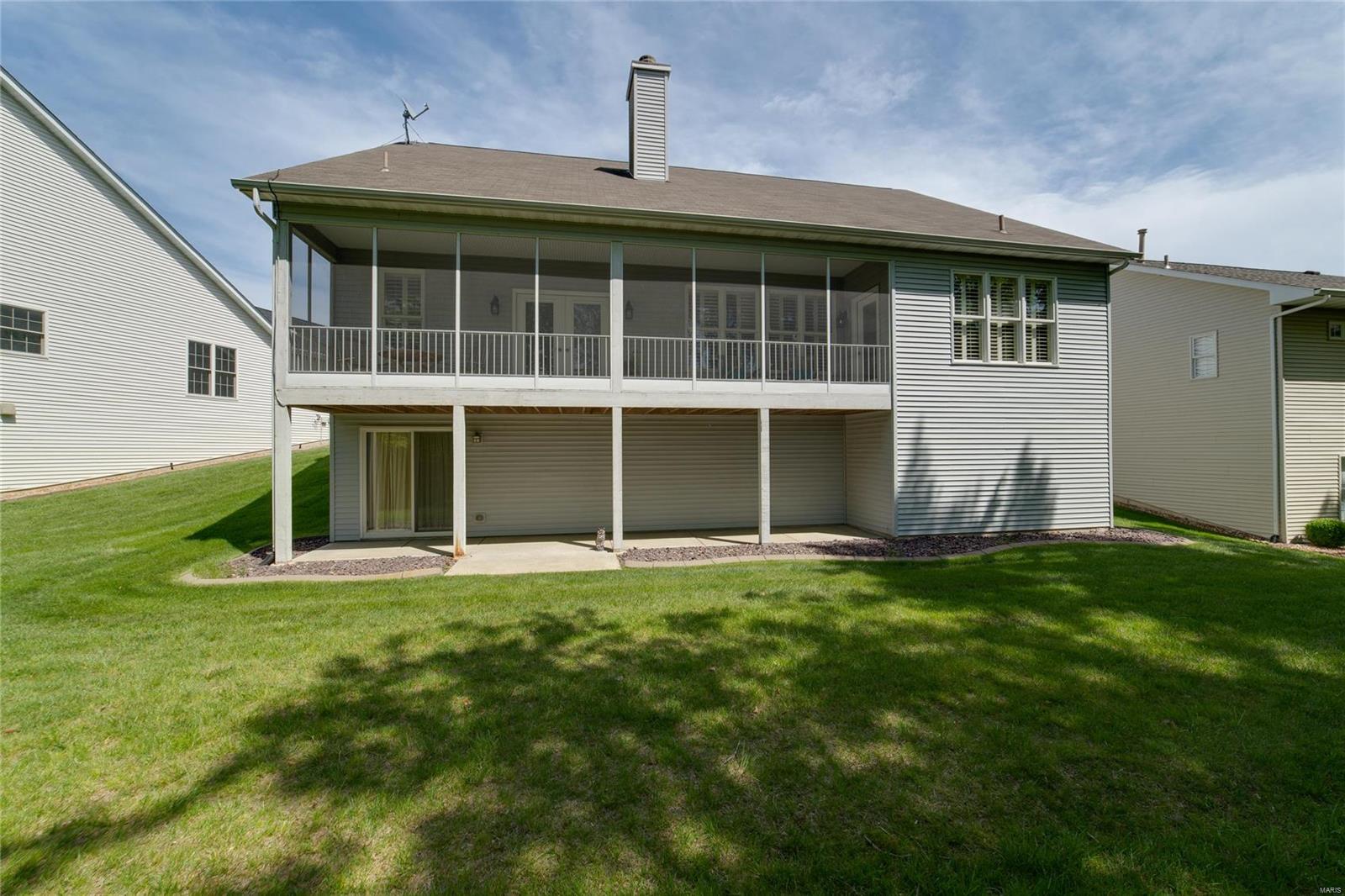 674 Falconcrest Drive