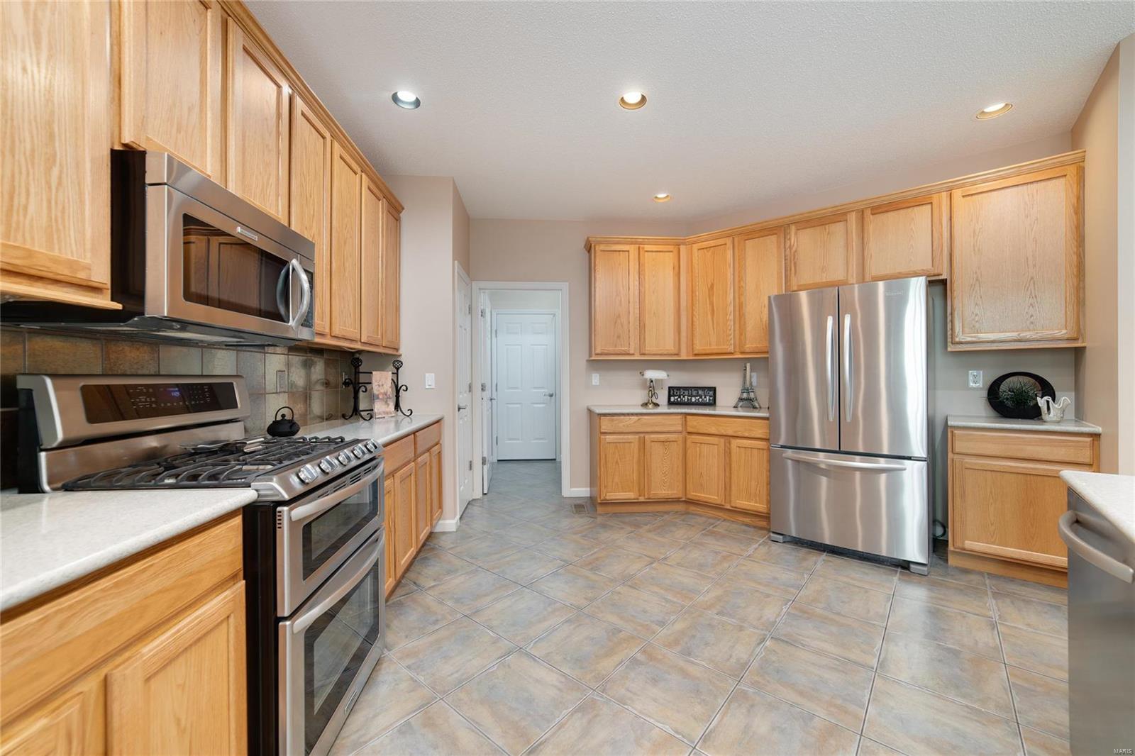 674 Falconcrest Drive