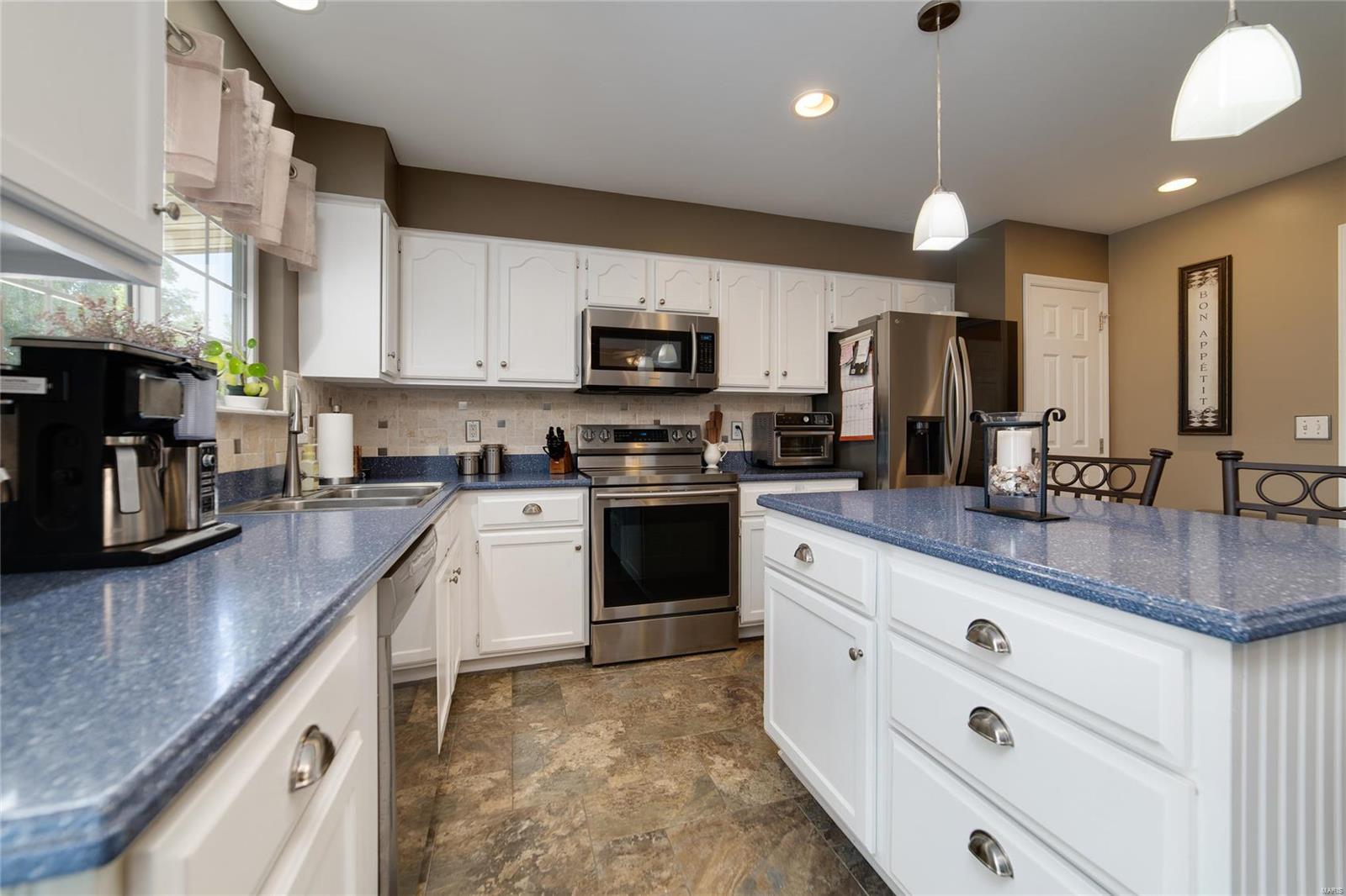 2816 Wilshire Valley Drive