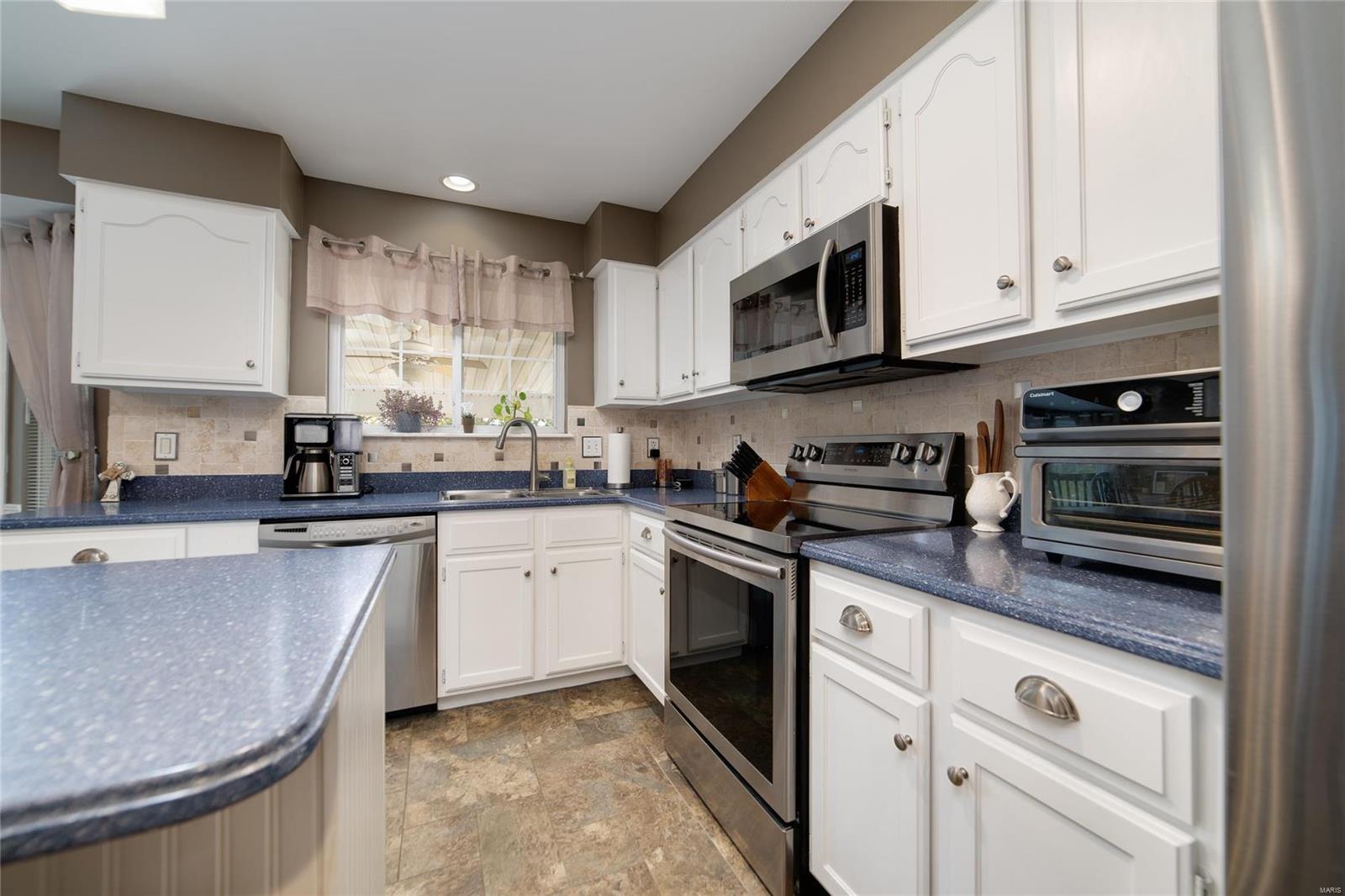 2816 Wilshire Valley Drive