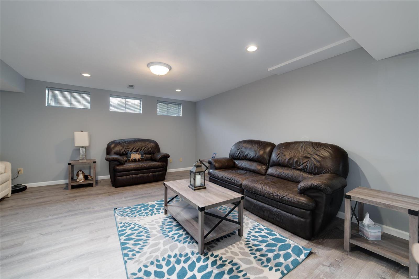 2816 Wilshire Valley Drive