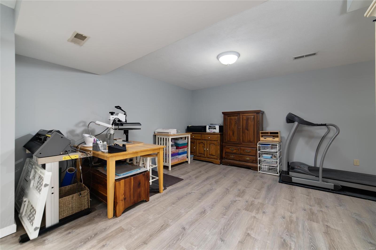 2816 Wilshire Valley Drive