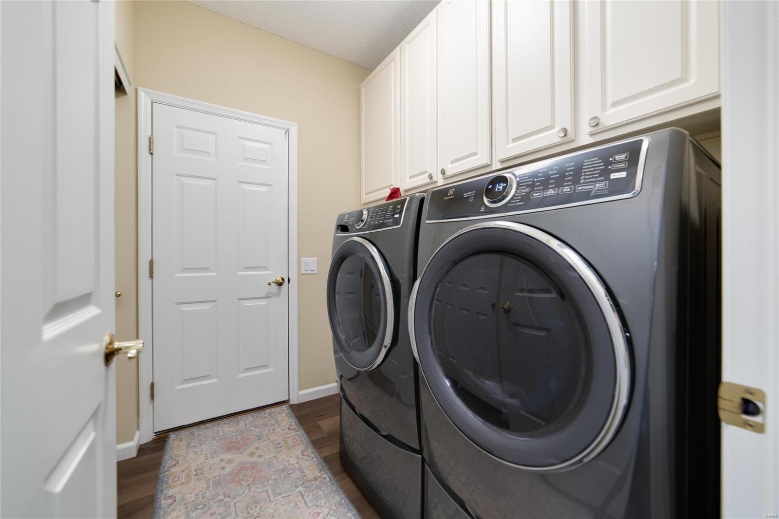 2116 Hawks Landing Drive