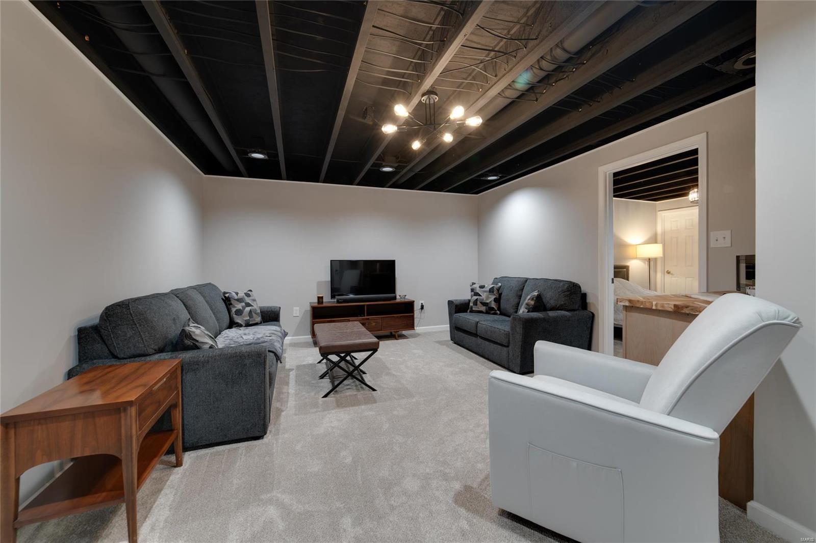 641 Falconcrest Drive