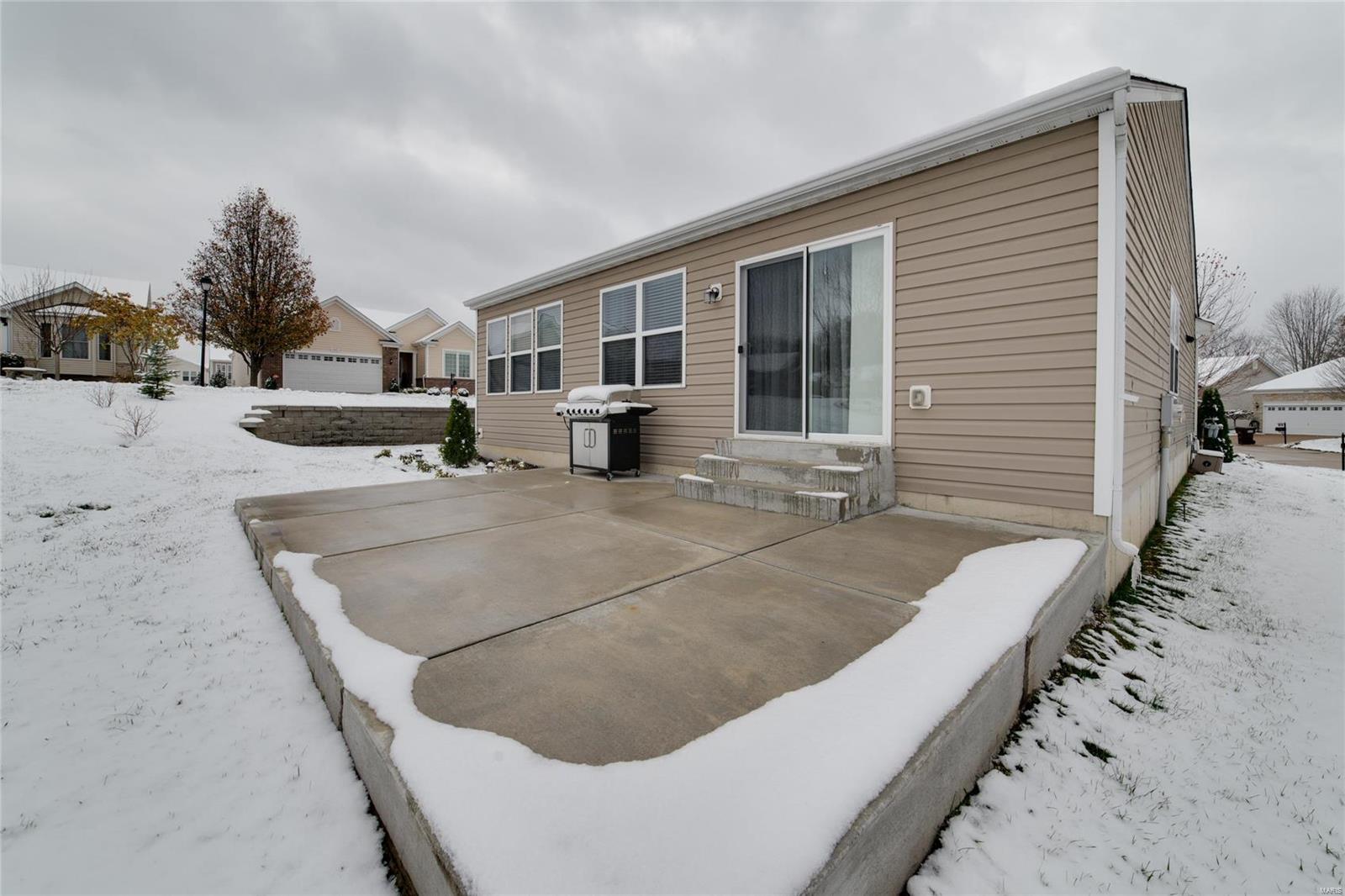 641 Falconcrest Drive