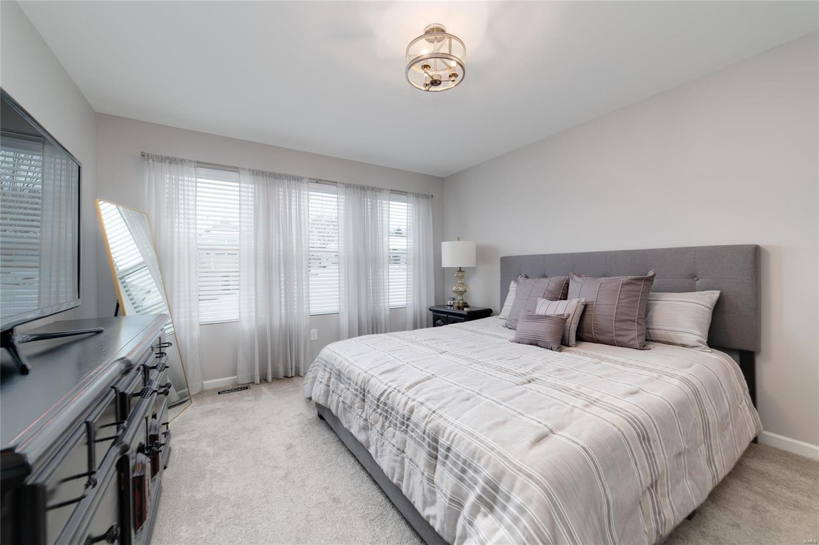 641 Falconcrest Drive