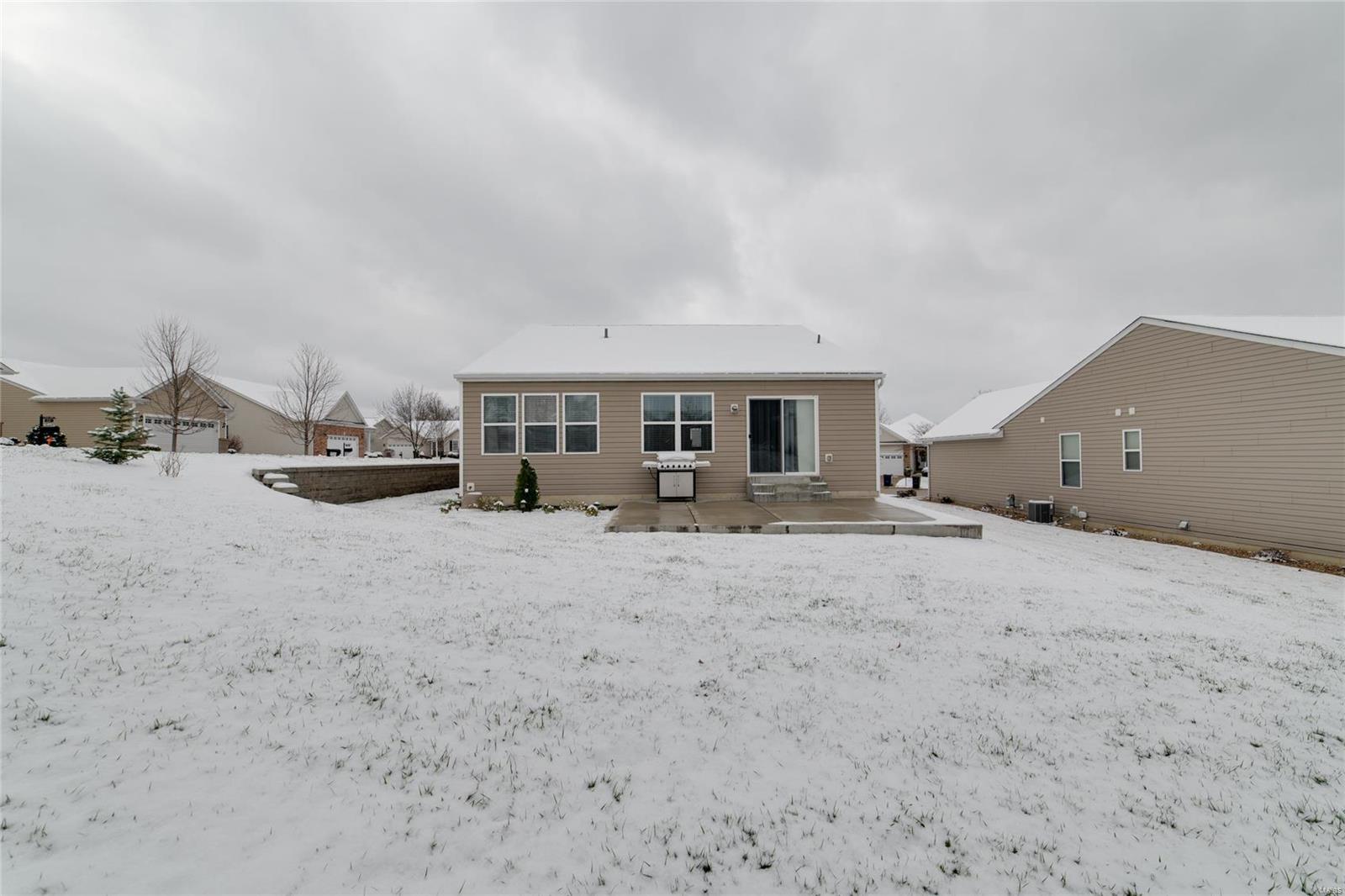 641 Falconcrest Drive