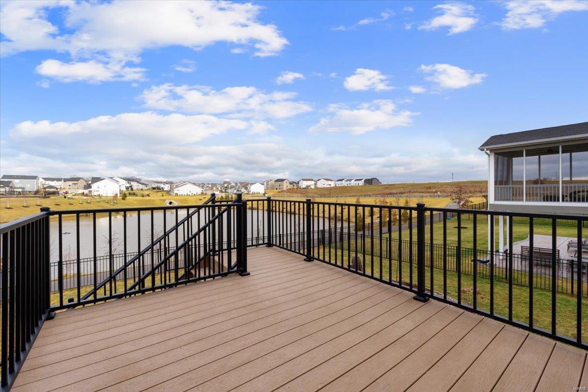 848 Upland Loop
