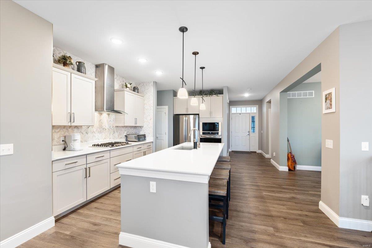 848 Upland Loop