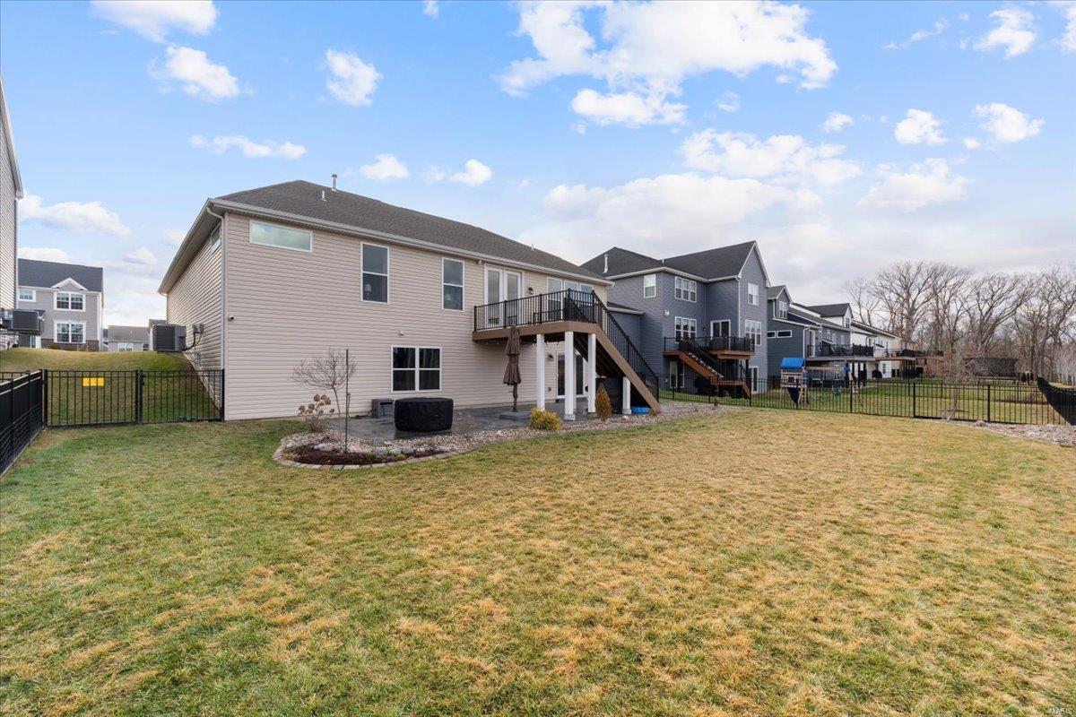 848 Upland Loop