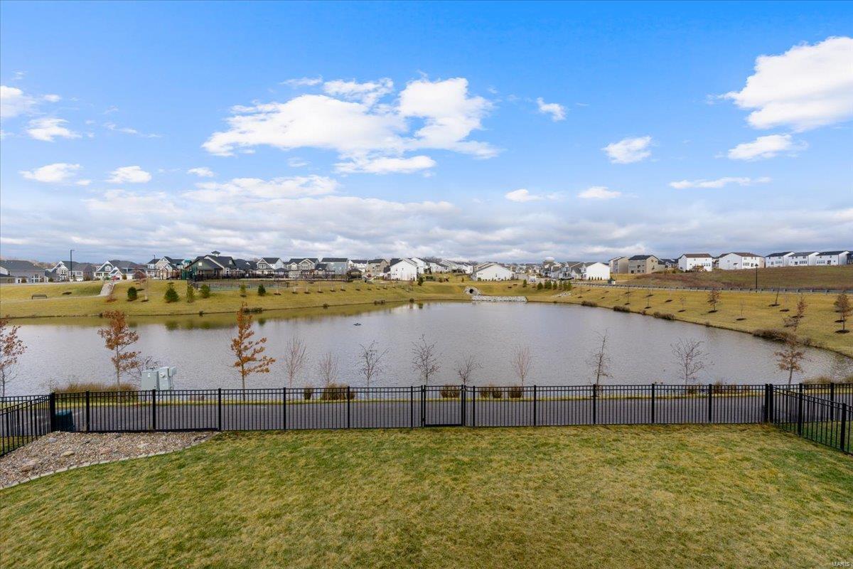 848 Upland Loop