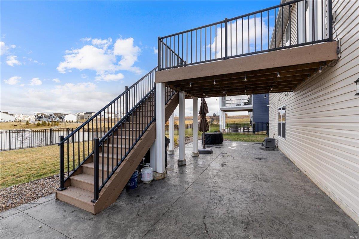 848 Upland Loop