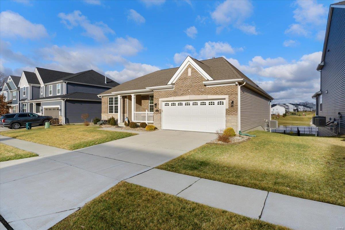 848 Upland Loop
