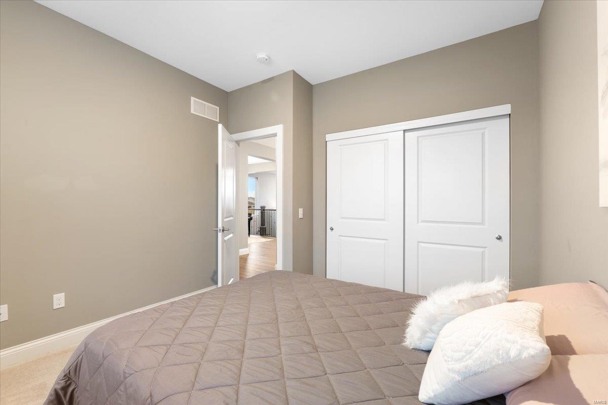 848 Upland Loop