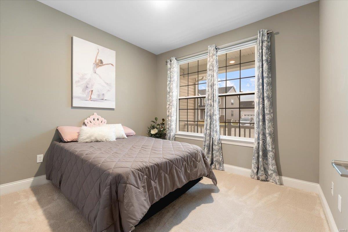 848 Upland Loop