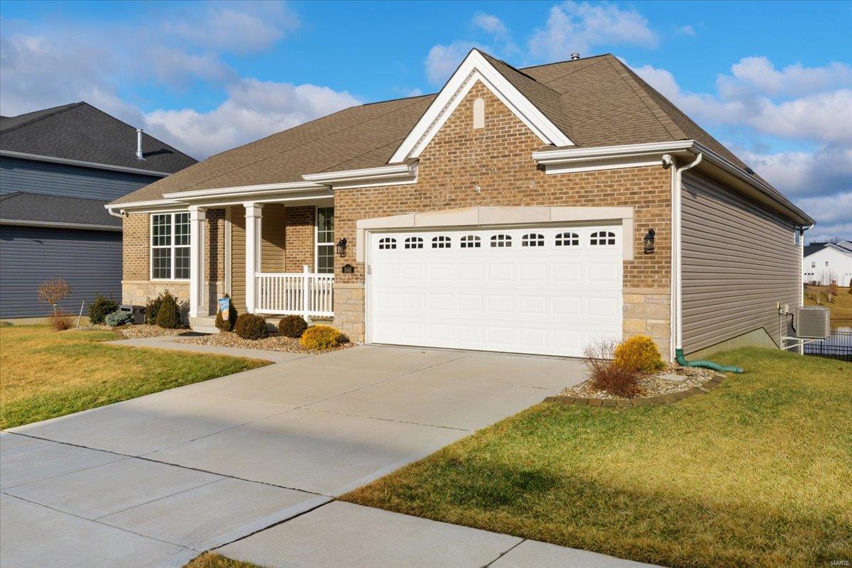 848 Upland Loop