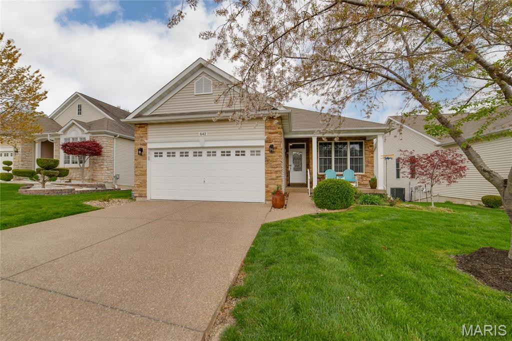 642 Falconcrest Drive