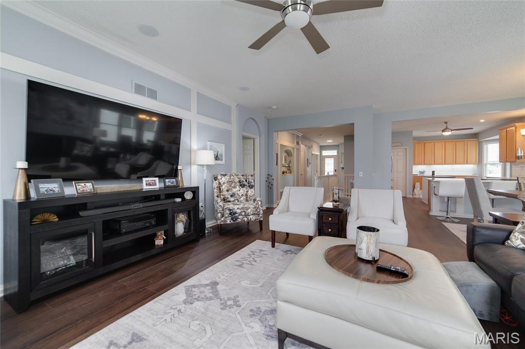 642 Falconcrest Drive