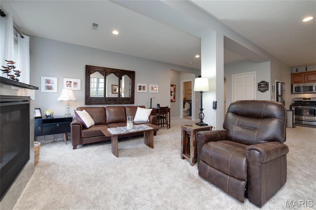 642 Falconcrest Drive