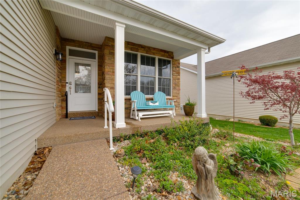 642 Falconcrest Drive