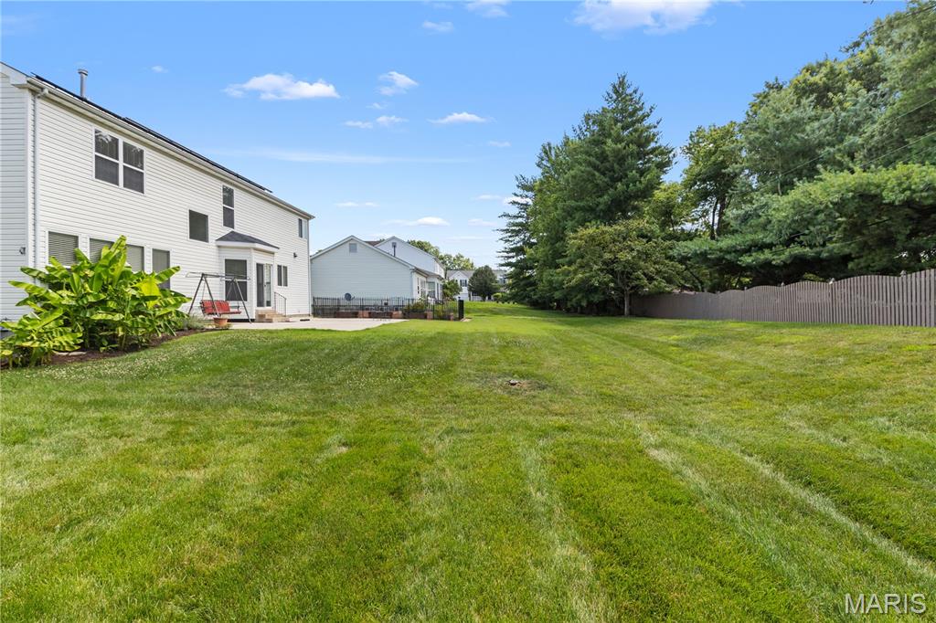 842 Bellerive Manor Drive